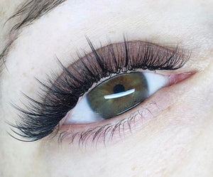 extension de cils tours kim k volume